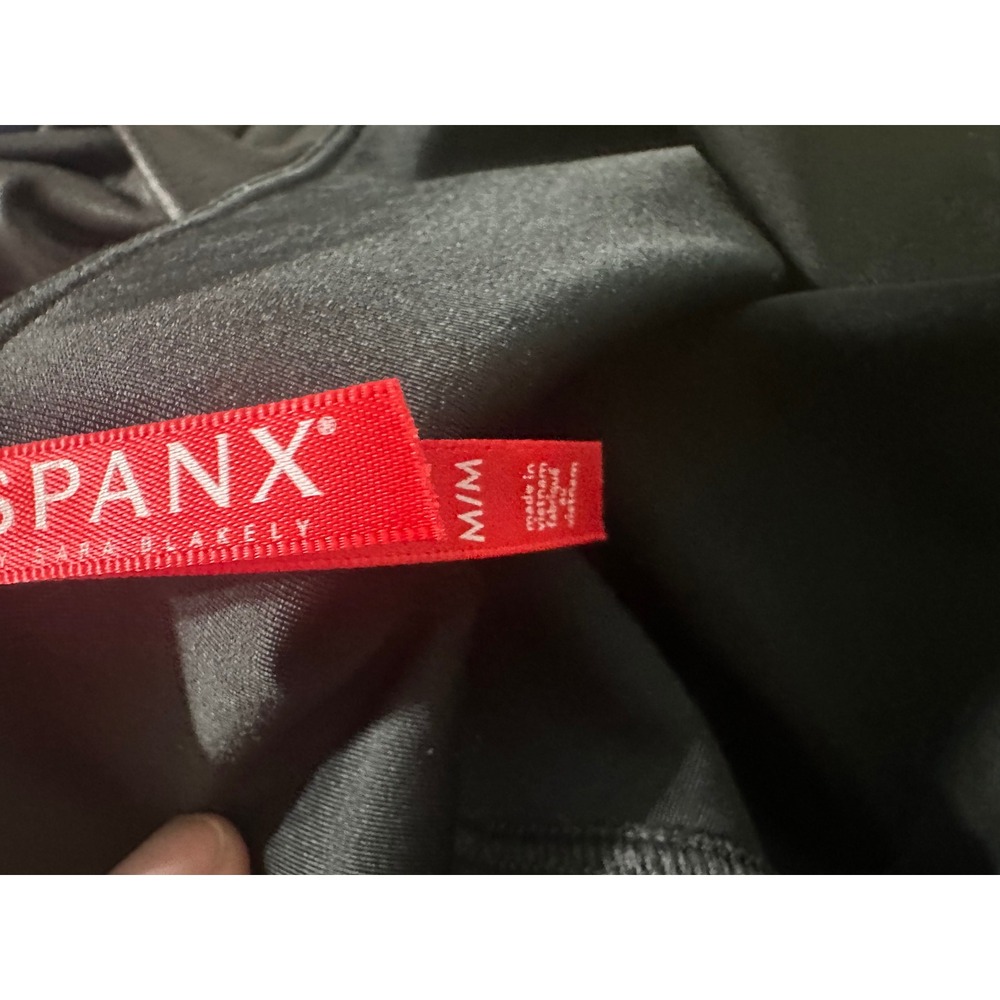Spanx Black Faux Leather Leggings High Waisted Compression Ankle Size M - Picture 8 of 8